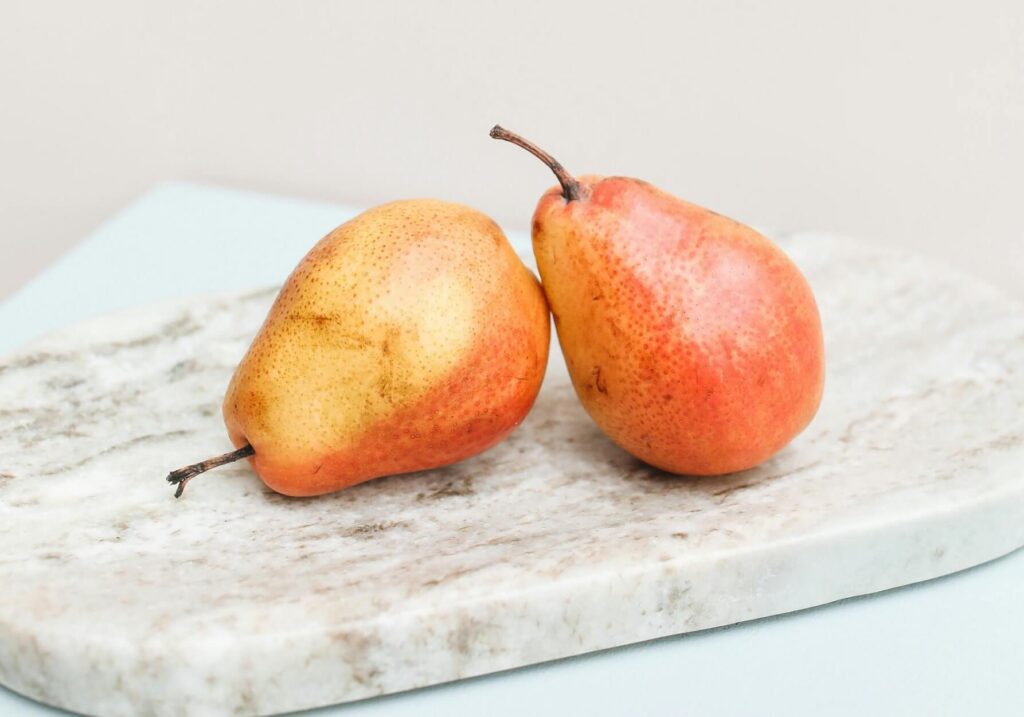 Pears are healthy fruit